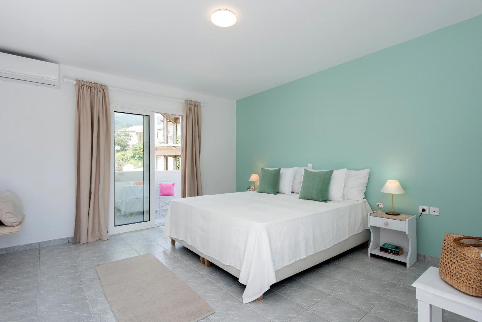Nisea Apartments Ypsos Chambre photo